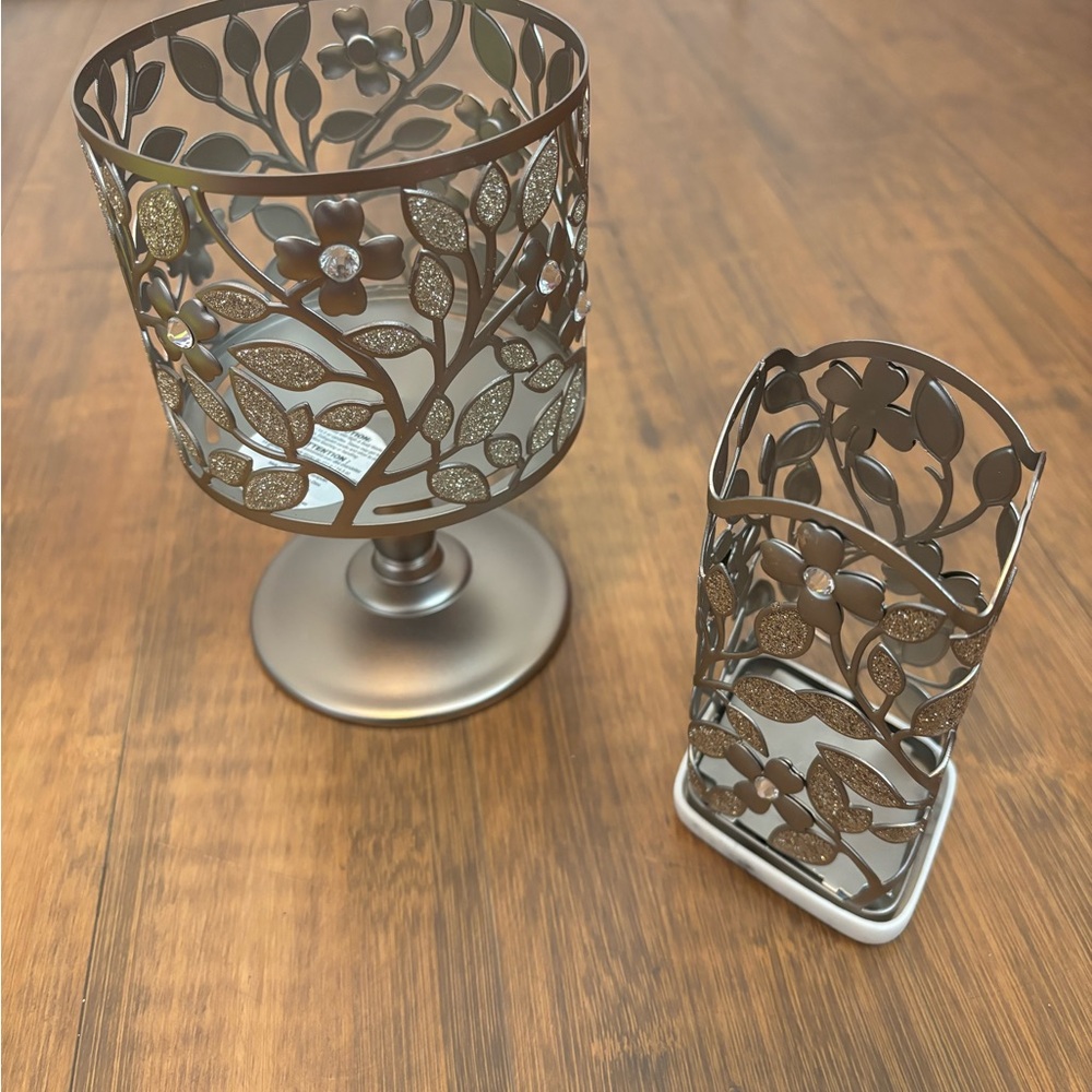 NWT Candle and Soap Holder